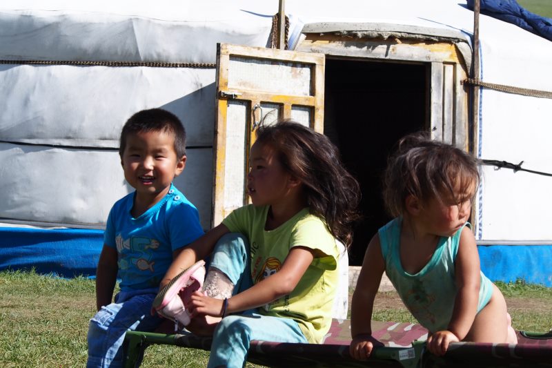Carnet de voyage en Mongolie : enfants mongols