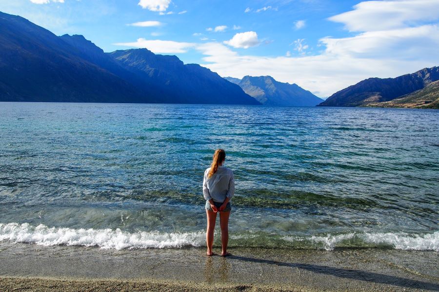 Meilleurs campings gratuits de Nouvelle-Zélande : "Drift Bay", situé sur les bords du lac Wakatipu